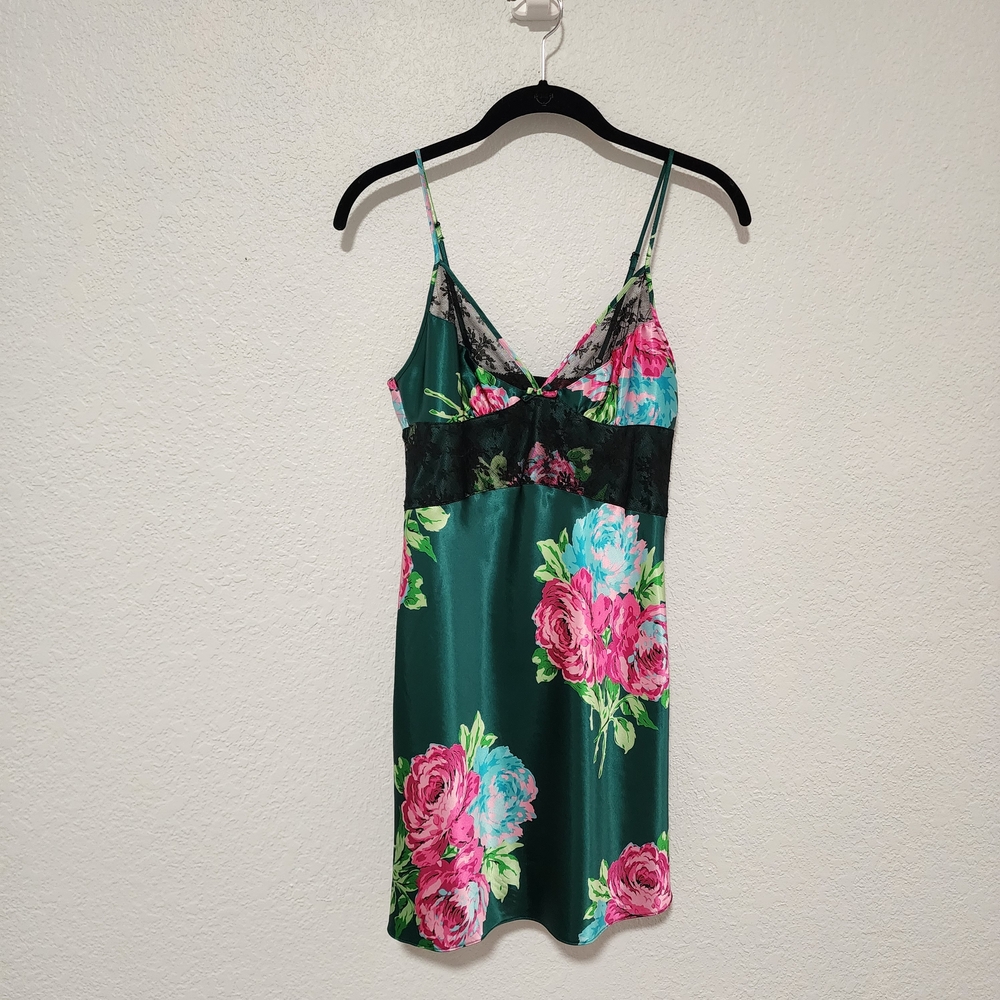 Betsey Johnson Green Floral Slip On Dress Size Small